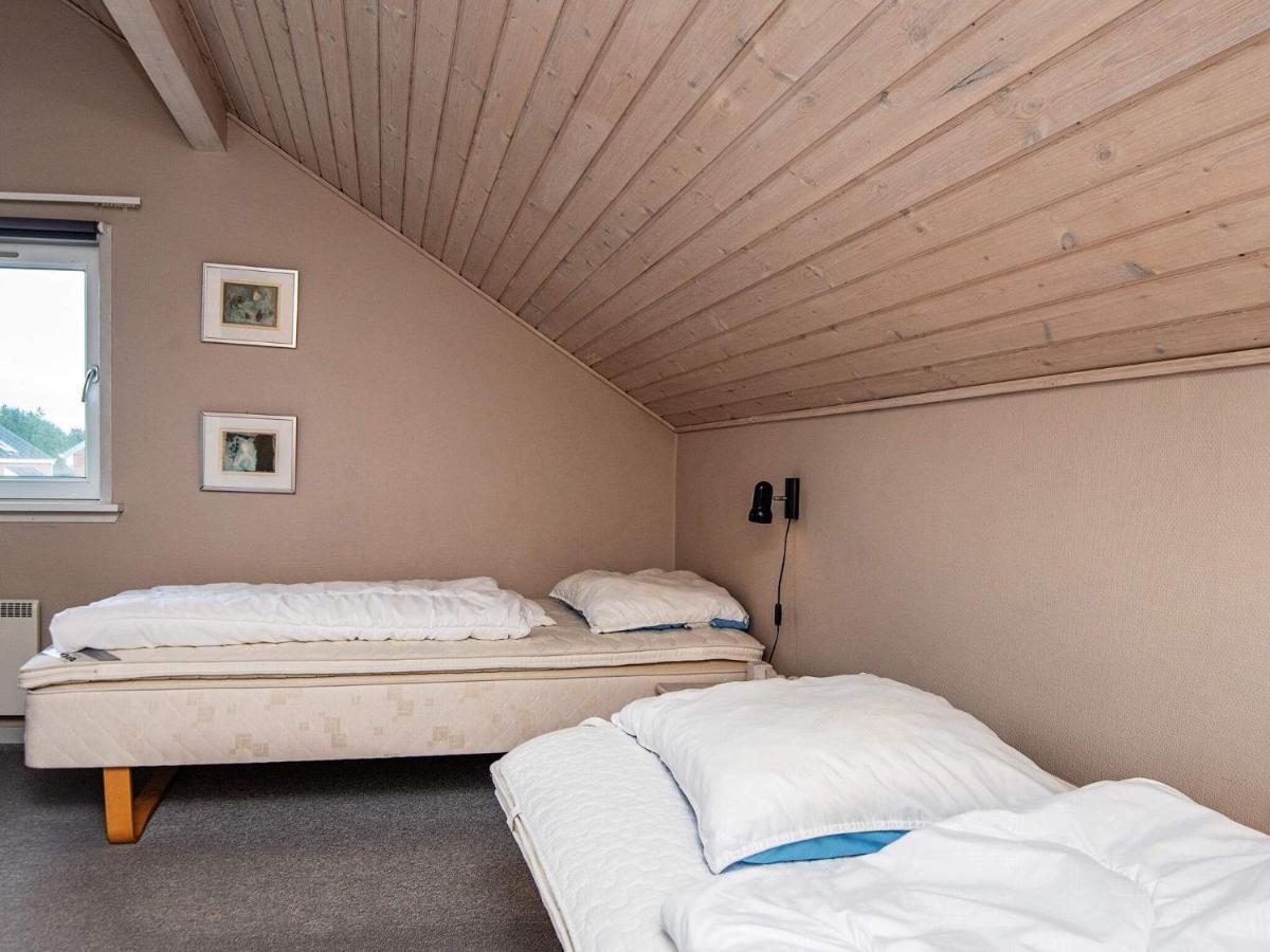 6 Person Holiday Home In R M Sonderby  Екстер'єр фото